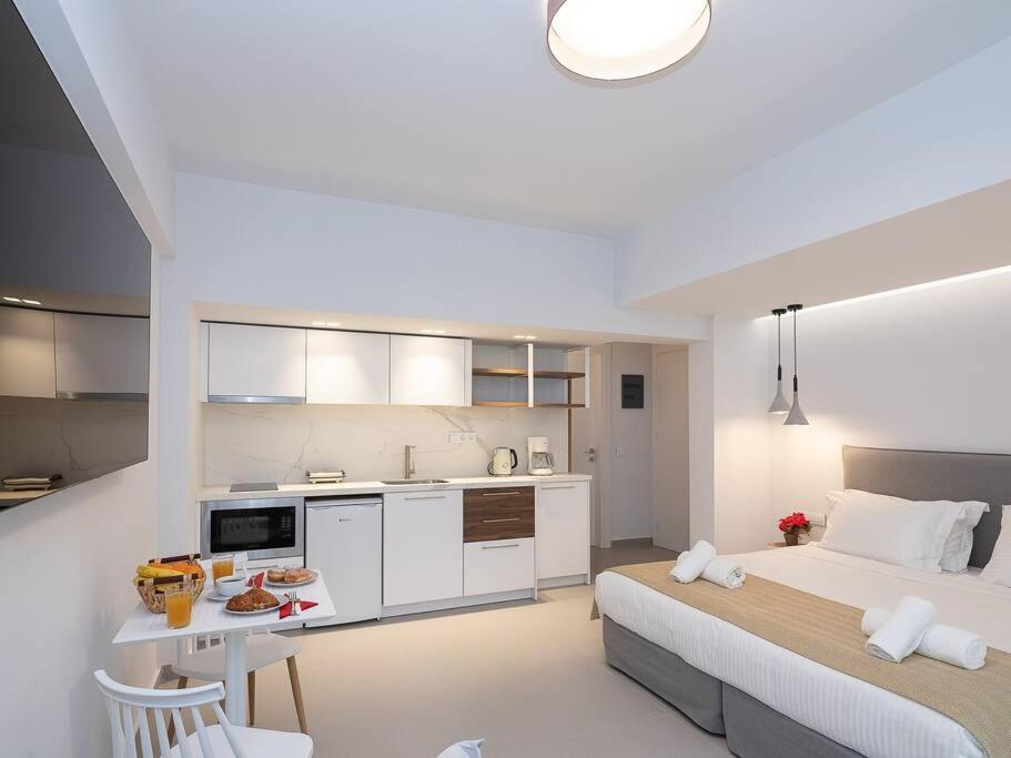 Iris Luxury Apartment At The Heraklion Center Dış mekan fotoğraf